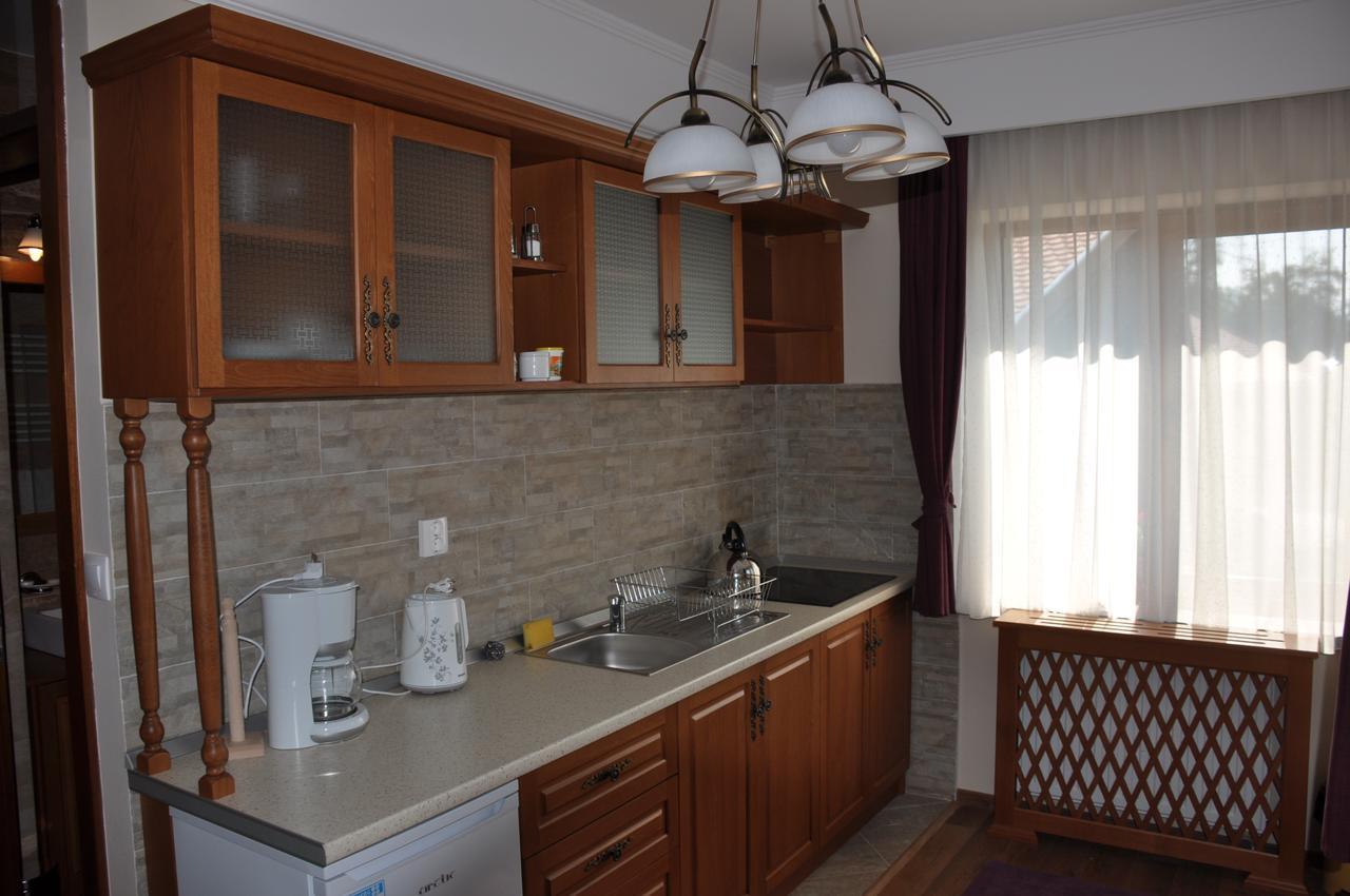 Vila Anna Malnas Bai Exteriér fotografie